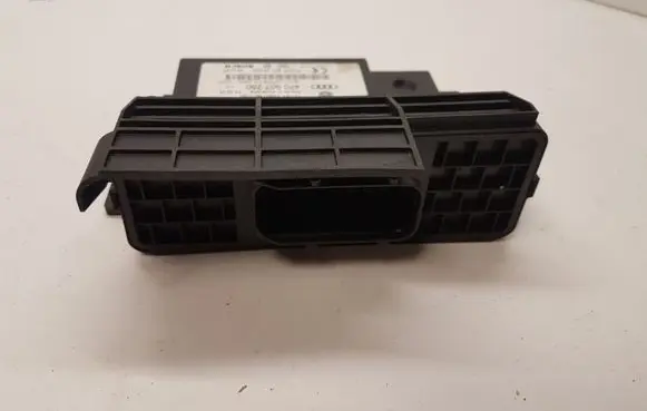Audi A6 S6 C6 4F Power management control unit 4F0907280 4F0910280