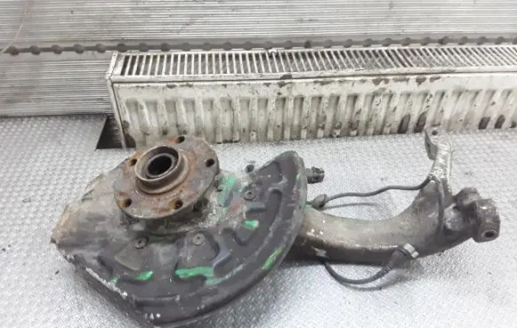 Audi A6 S6 C5 4B Front wheel hub spindle knuckle