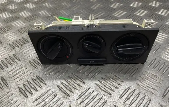Volkswagen Golf IV Climate control unit 1J0819045F