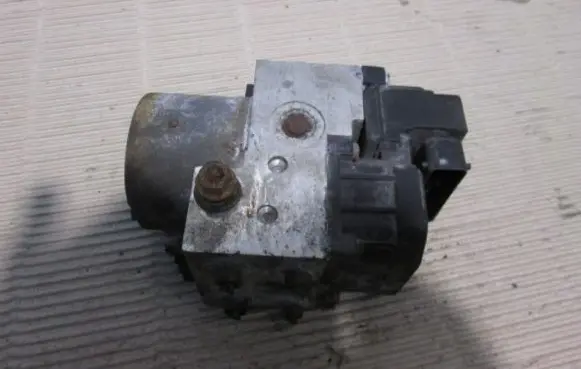 Renault Scenic I ABS Pump