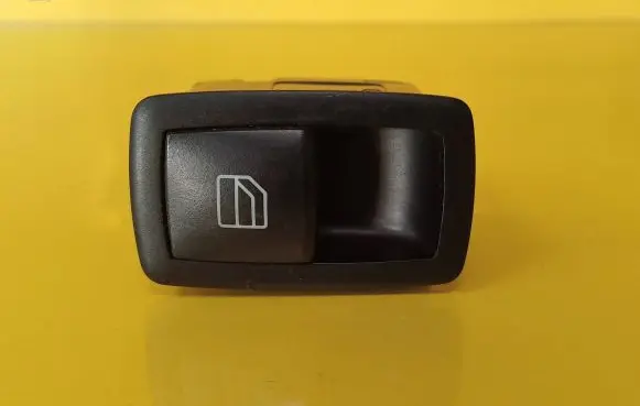 Mercedes-Benz A W169 Electric window control switch A1698205210
