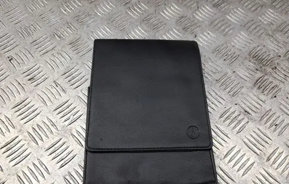 Volkswagen Tiguan Owners service history hand book 