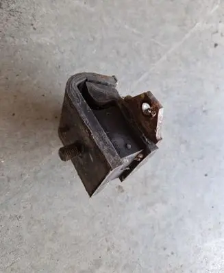 Volkswagen Scirocco Gearbox mounting bracket 171399139A 171399151A