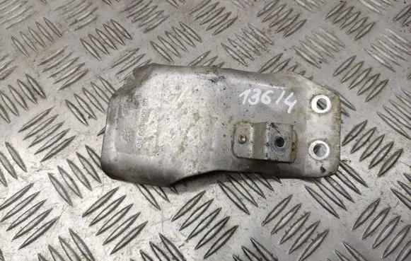 Ford Kuga II Heat shield in engine bay 9806480080