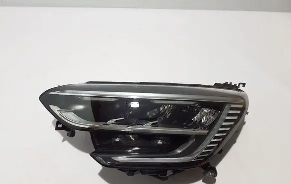 Renault Megane IV Headlight/headlamp 260602439R