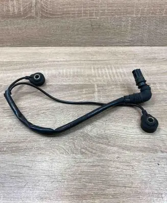 BMW 7 E65 E66 Detonation knock sensor 0261231136 1709317