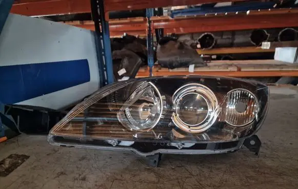 Mazda 3 I Headlight/headlamp