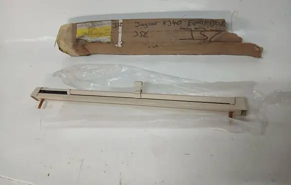 Jaguar XJ X40 Rear door window curtain/sunshade BDG6376 30606006