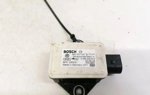 Audi A6 S6 C6 4F ESP acceleration yaw rate sensor 8E0907637B 0265005618