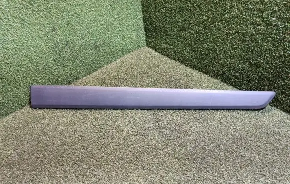 Opel Vivaro Sliding door trim (molding) 808211241R