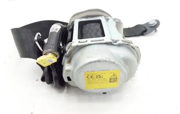 Peugeot 5008 II Rear seatbelt 34198418F