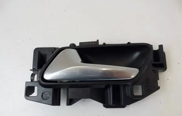Peugeot 208 Front door interior handle 98201553