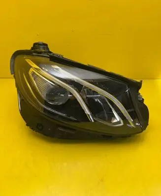 Mercedes-Benz E W213 Headlight/headlamp A2139068808