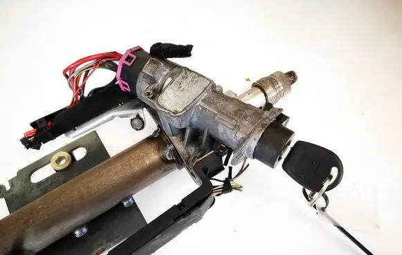 Skoda Fabia Mk1 (6Y) Ignition lock 4b0905851c