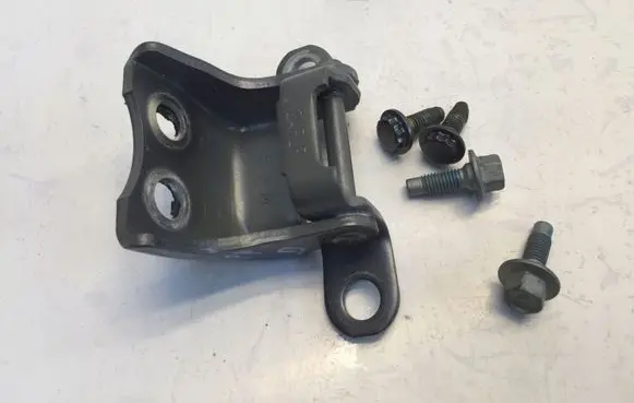 Honda Jazz IV GR Front door lower hinge 