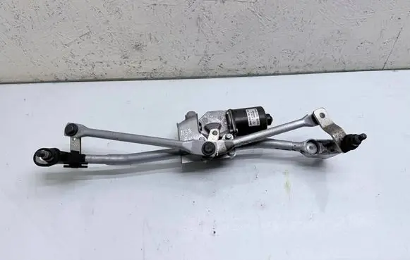 BMW 1 E81 E87 Front wiper linkage and motor 7193036 7192963