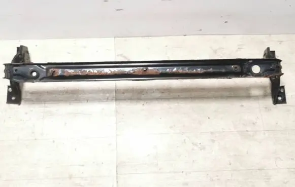 Volvo V40 Bottom radiator support slam panel 