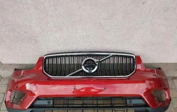 Volvo XC40 Front bumper 31449359