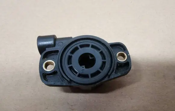Renault Master I Throttle valve position sensor PF2C700 2077BE