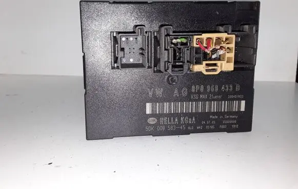 Audi A3 S3 A3 Sportback 8P Comfort/convenience module 8P0959433B