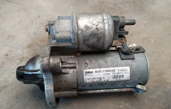 Ford B-MAX Starter motor 8V2111000AE