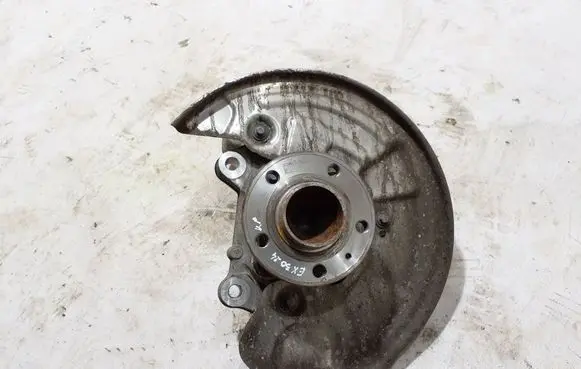 Volvo EX30 Front wheel hub 80006990