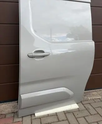 Opel Combo E Side sliding door
