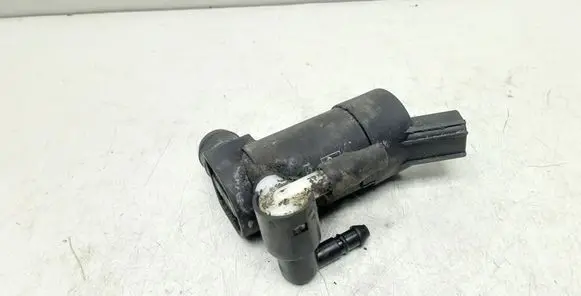 Volvo V50 Windscreen/windshield washer pump 