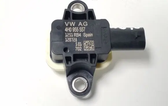 Audi A6 S6 C7 4G Airbag deployment crash/impact sensor 4H0955557