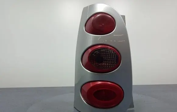 Smart ForTwo I Rear/tail lights 0011644