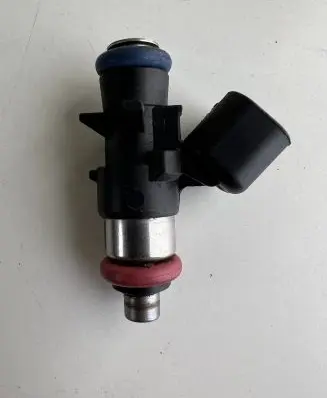 Dodge RAM 1500 DS Fuel injector 05184085 13412120906