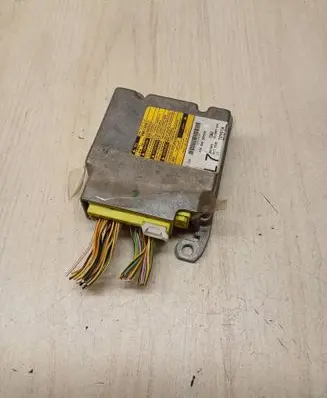 Toyota Corolla E120 E130 Airbag control unit/module 211082104 8917002400