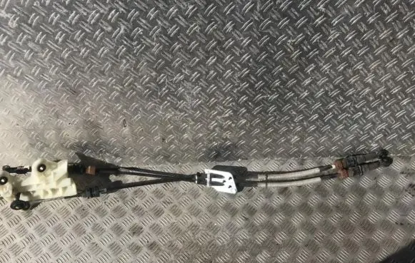 Mazda 2 Gear shift cable linkage