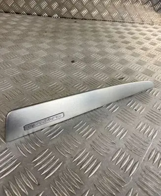 Audi Q5 SQ5 Dashboard glove box trim 8R2853189