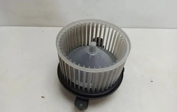 Opel Karl Heater fan/blower 40510741