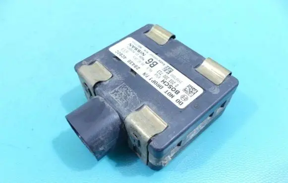 Nissan X-Trail T32 Central body control module 0203300713 IMPRK1256236