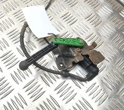 Audi Q3 F3 Rear air suspension level height sensor 5Q0907503 5Q0512521J