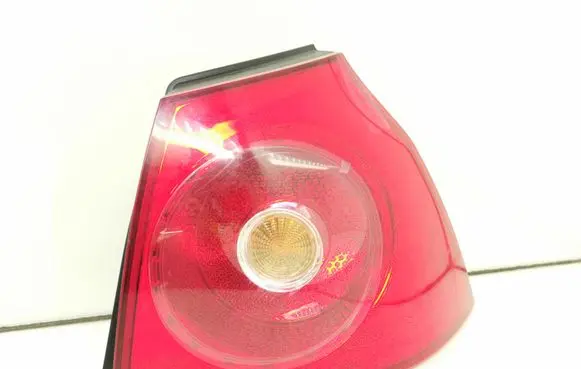 Volkswagen Golf V Rear/tail lights 1K6945096AC 89031823