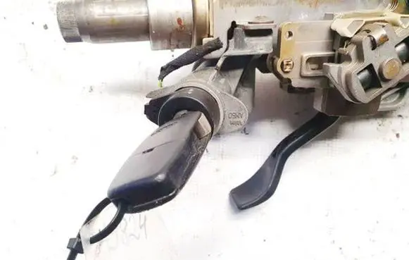 Audi A6 S6 C5 4B Ignition lock 4b0905651c