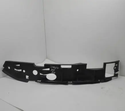 Volkswagen Touareg I Front bumper mounting bracket 7L6807183C