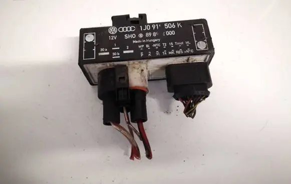 Glow plug pre-heat relay