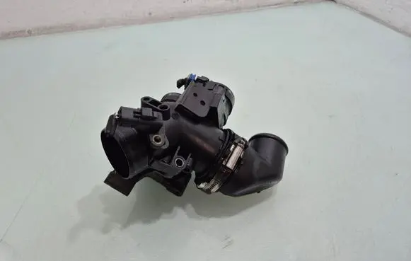 Volvo V50 Throttle valve 9686487880