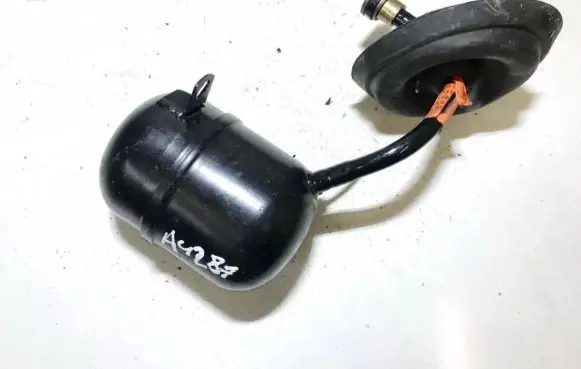 Vacuum air tank