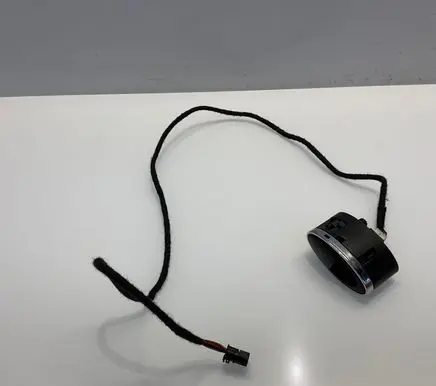 Mercedes-Benz E W211 Tailgate opening switch A2118210379 2118210379