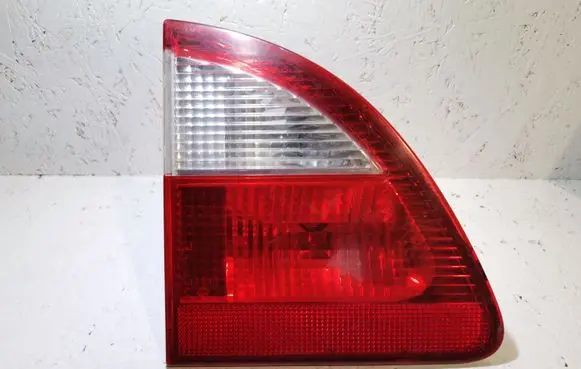 Ford Galaxy Tailgate rear/tail lights 7M5945093B