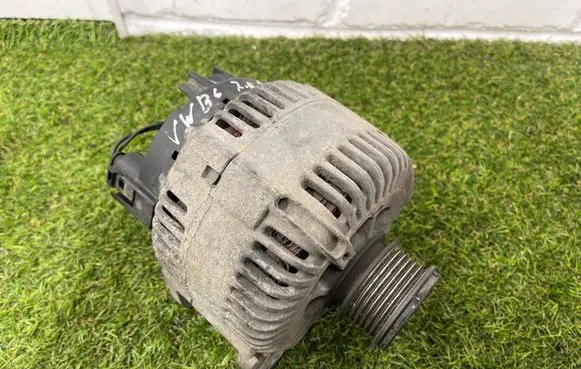 Volkswagen PASSAT B6 Generator/alternator 021903026L 2542783D TG17C019