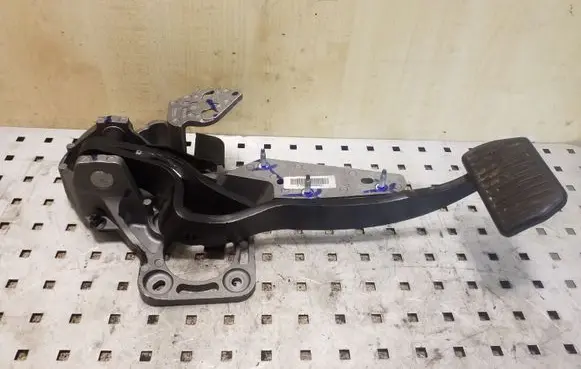 Ford Galaxy Brake pedal 7G9N2D094MC