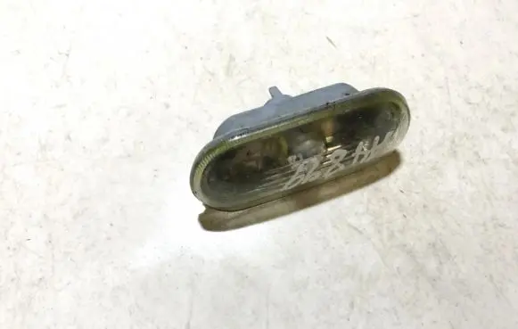 Volkswagen Golf IV Front fender indicator light 1j0949117
