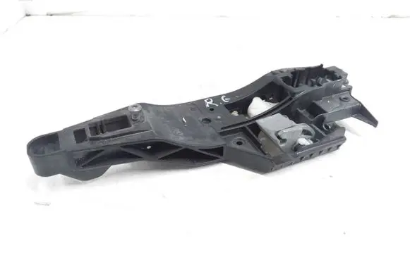 Rear door exterior handle/bracket