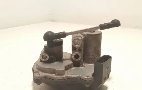 Audi A4 S4 B7 8E 8H Intake manifold valve actuator/motor 06F133482B A2C53106022 2900315989